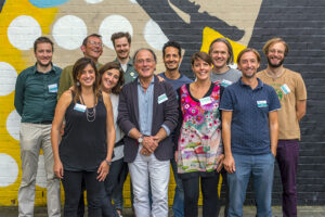 Revivez la rencontre inédite avec Rob Hopkins, Agnès Marlier, Pedro Correa, XR, Thomas D'Ansembourg et des acteur.ices engagé.es dans la Transition!